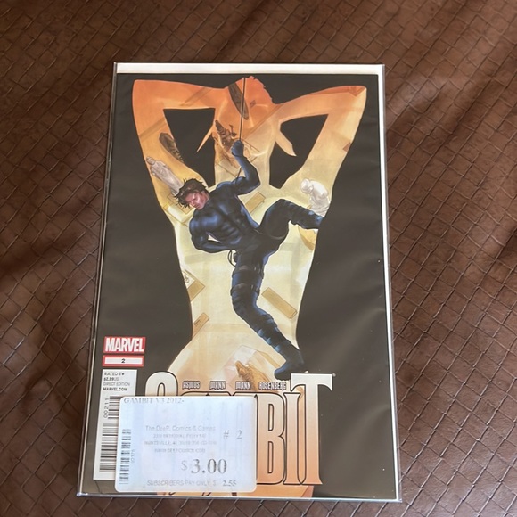 5 Marvel Gambit comic books in plastic not opened since purchased. - Picture 2 of 6